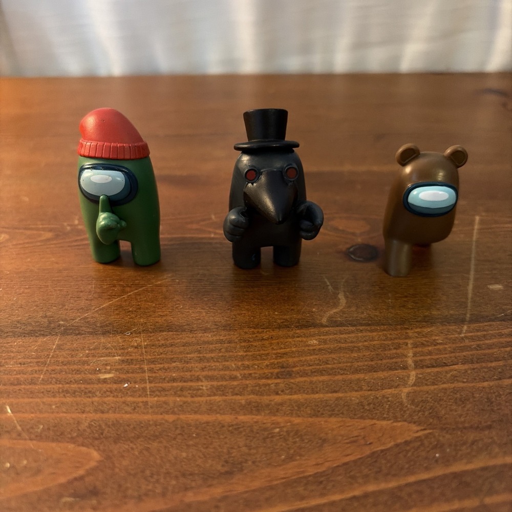 Lot Of 3 Among Us  Action Figures‎